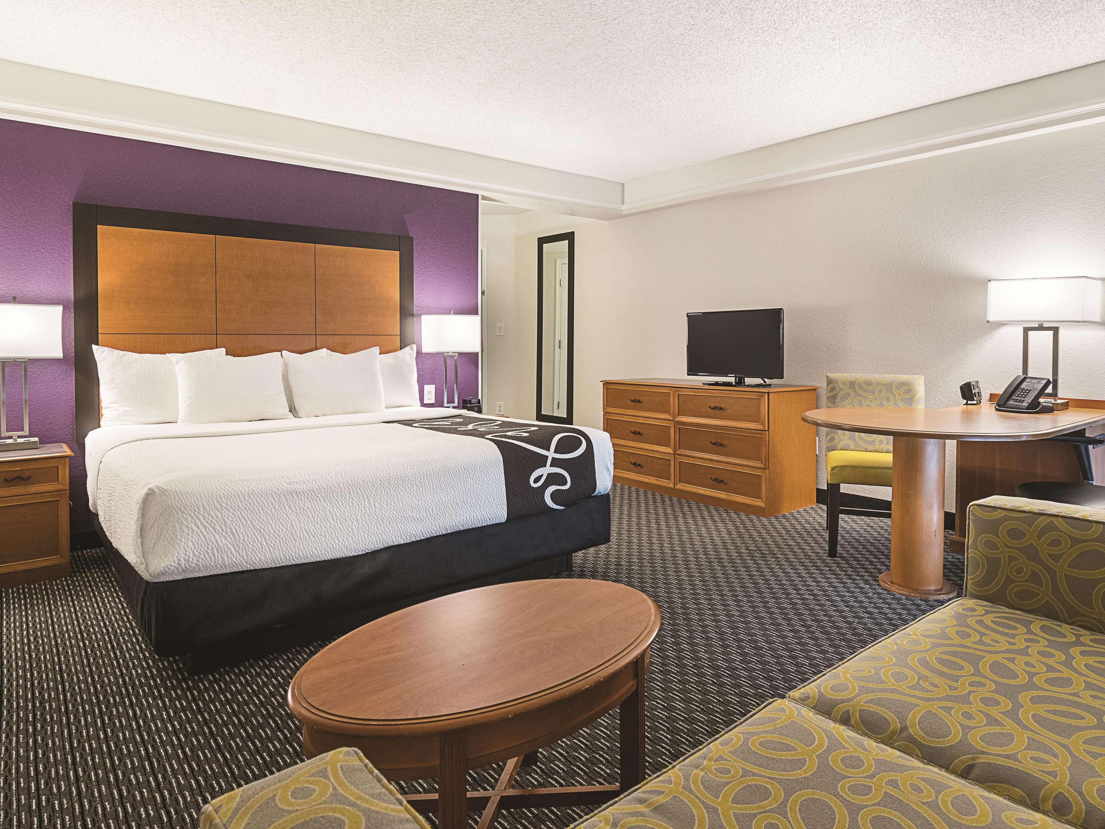 La Quinta By Wyndham Miami Airport East Hotel Miami Springs Exterior photo